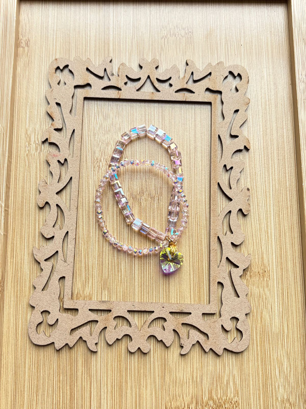 Cube + Round Faceted Beads Bracelete Aurora Pendant (Soft Pink)