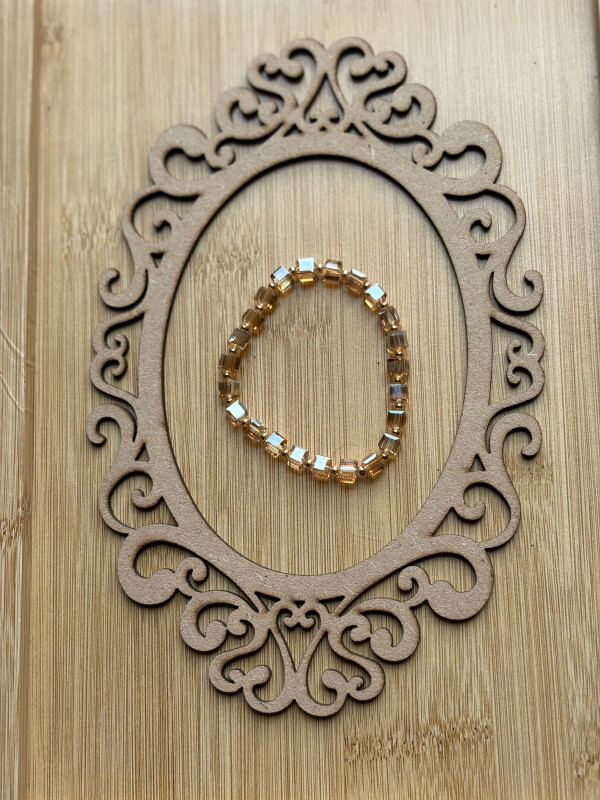Cube Shaped Crystal Beads Bracelete (Gold)