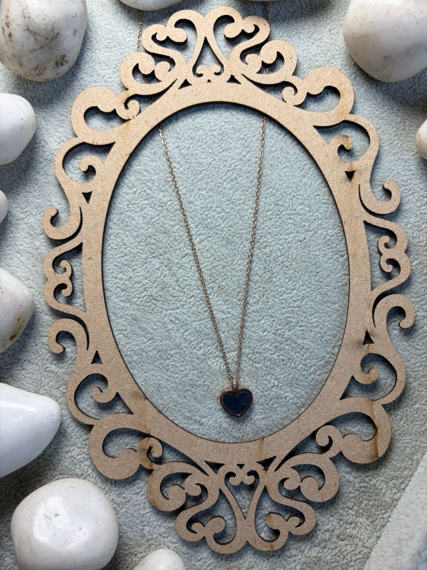 Black - Blue Clover Pendant Gold Chain (Heart)