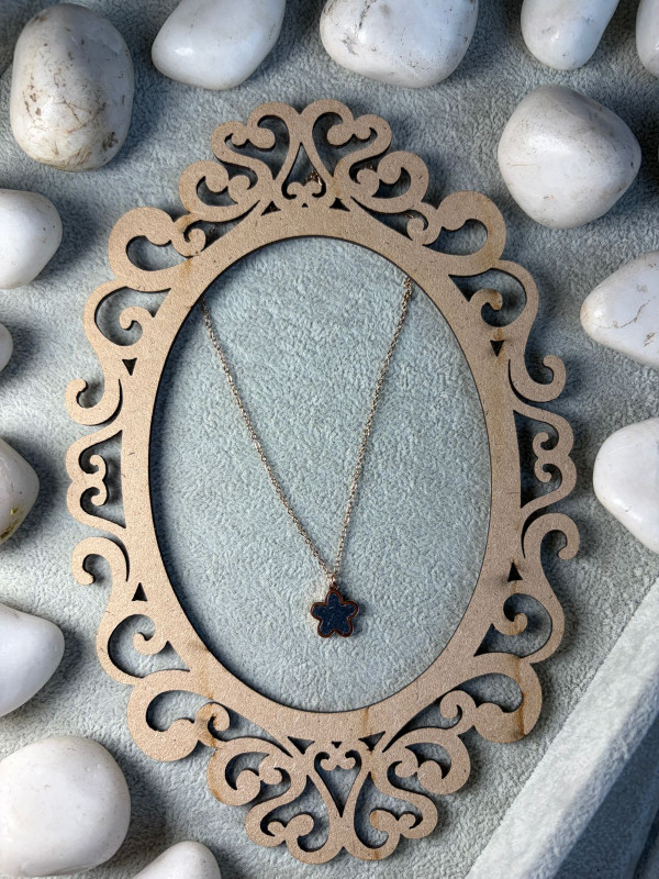 Black - Blue Clover Pendant Gold Chain (Star)